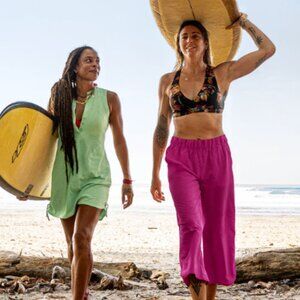 Title Nine Slaycation Pants sz L NWT